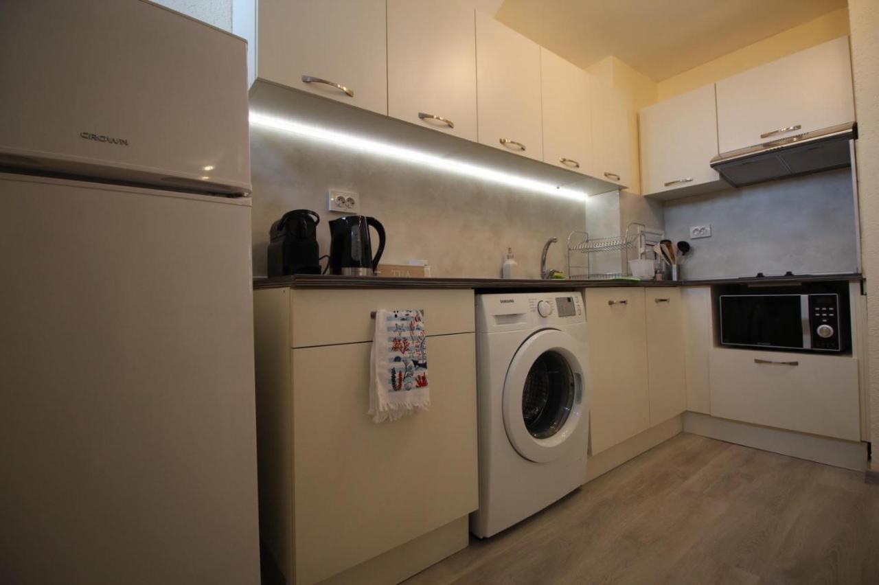 Apartment Happy Holiday Lazur Burgas Extérieur photo