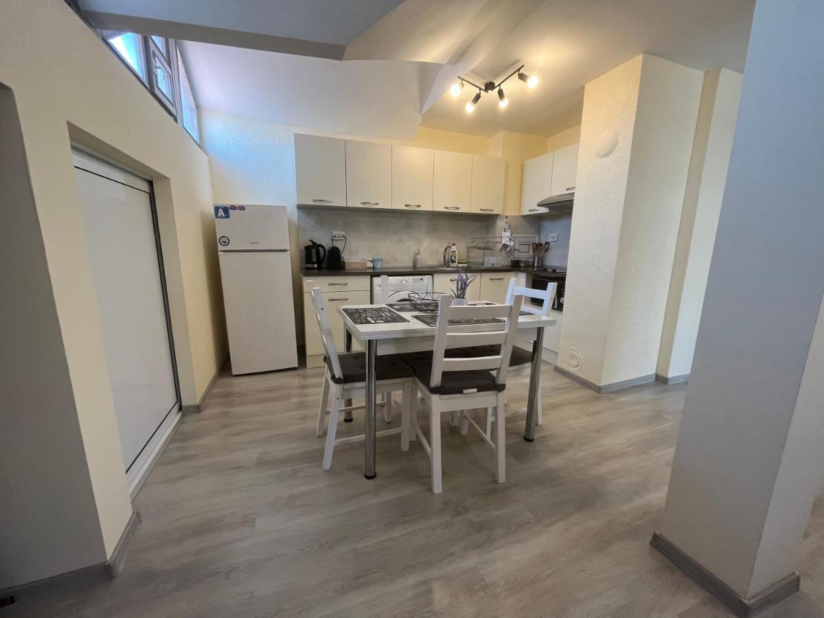 Apartment Happy Holiday Lazur Burgas Extérieur photo